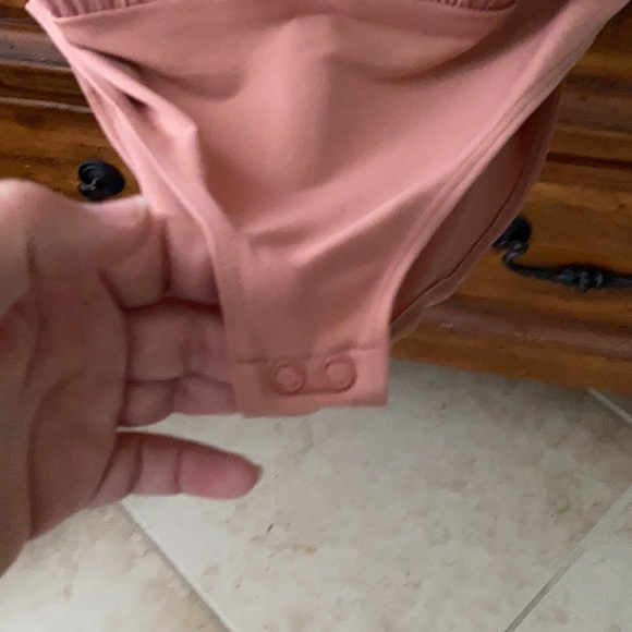 New express bodysuit Button down long sleeve shirt - Picture 6 of 11